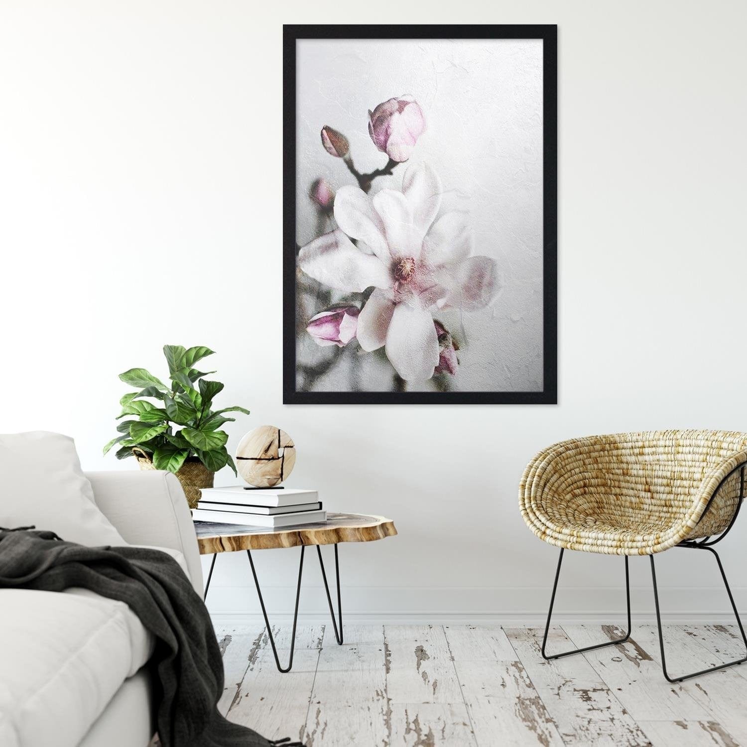 Glezna melnā rāmī - Magnolia Flower Home Trends