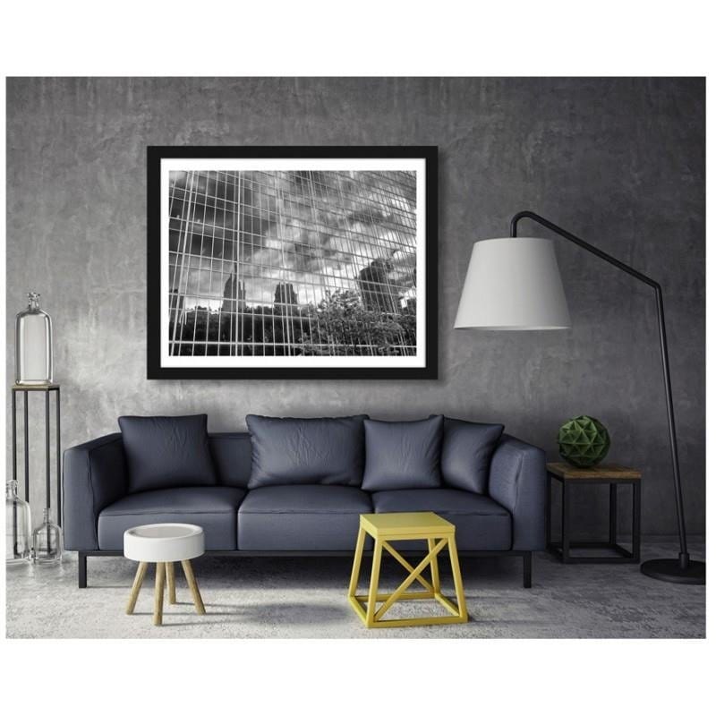 Glezna melnā rāmī - Manhattan Center reflected from the building Home Trends