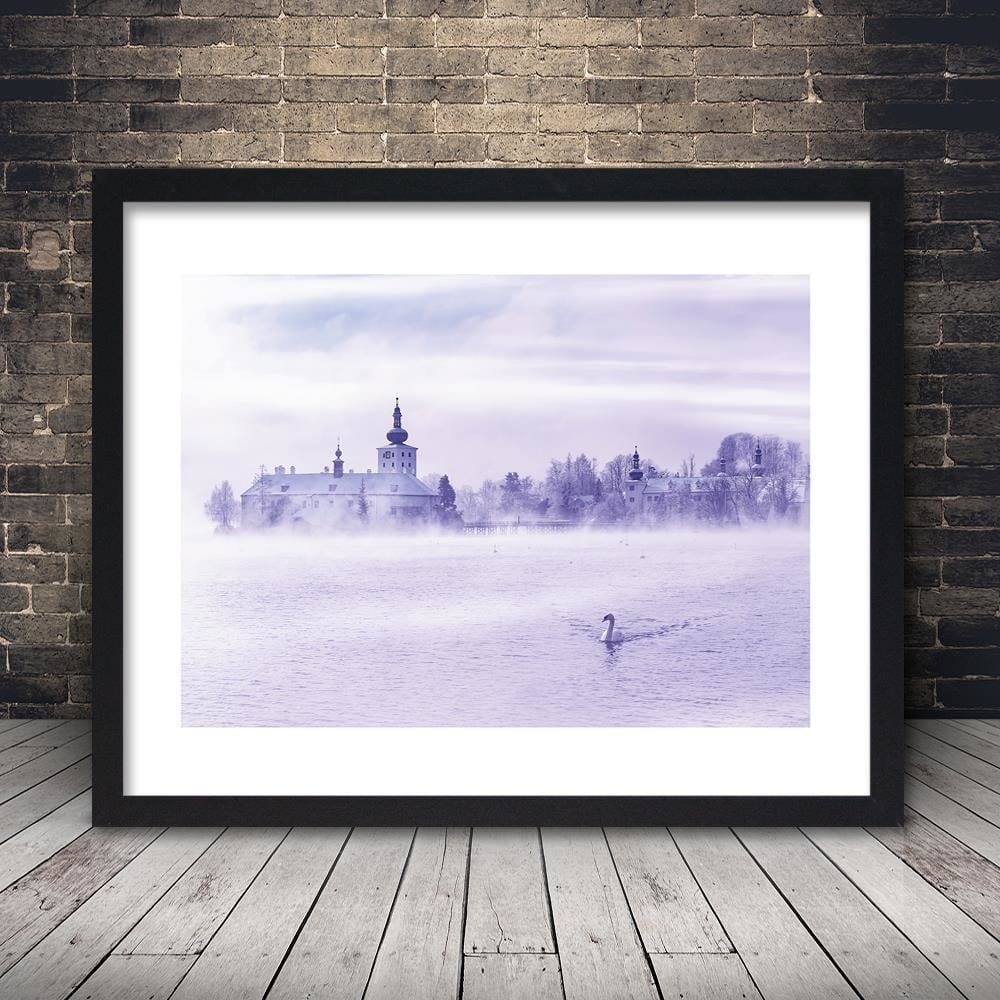Glezna melnā rāmī - Misty Lake Home Trends