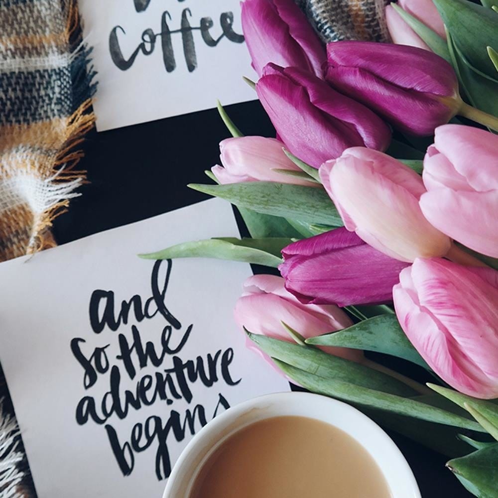 Glezna melnā rāmī - Morning Over Coffee Home Trends