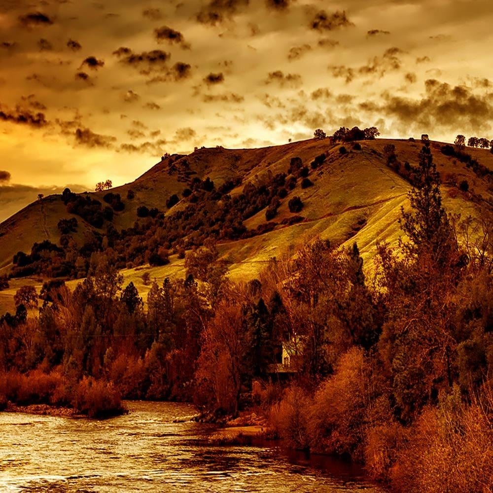 Glezna melnā rāmī - Mountain River 3 Home Trends