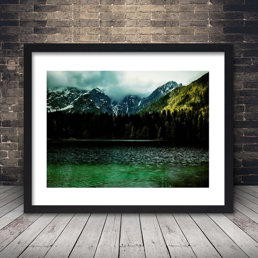 Glezna melnā rāmī - Mountains In The Clouds Home Trends