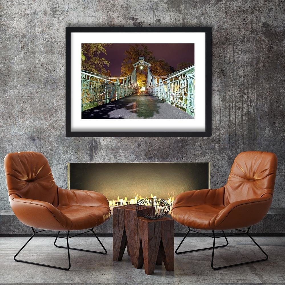 Glezna melnā rāmī - Old Bridge With A Lantern Home Trends