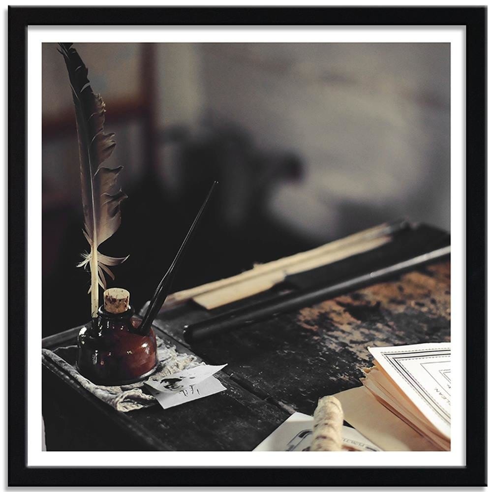 Glezna melnā rāmī - Pen And Inkwell Home Trends