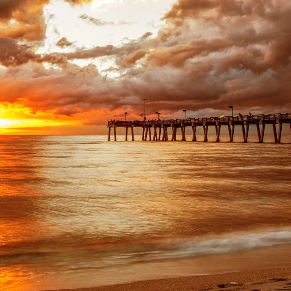Glezna melnā rāmī - Pier And Sunset Home Trends