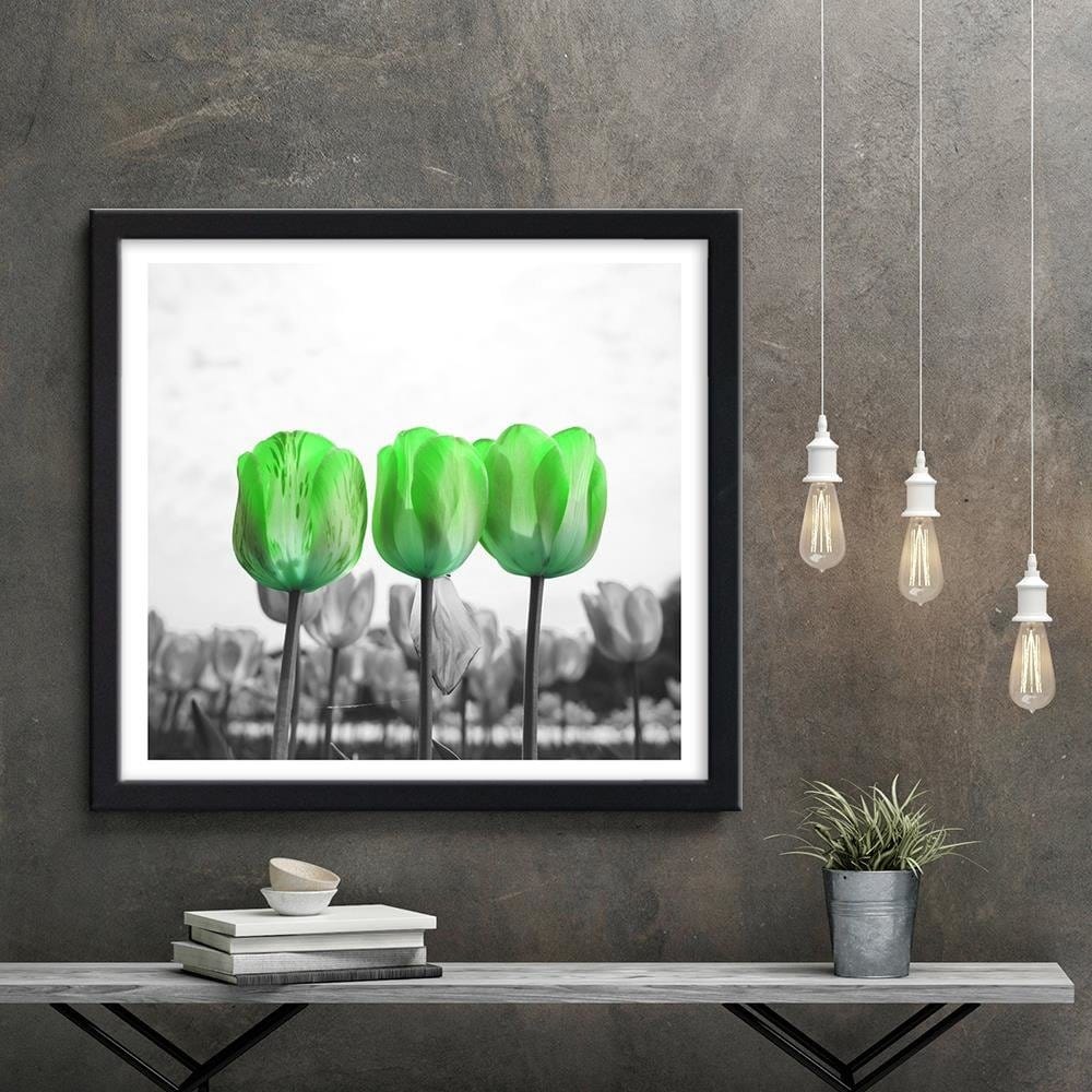 Glezna melnā rāmī - Poppies On Green Meadow Home Trends