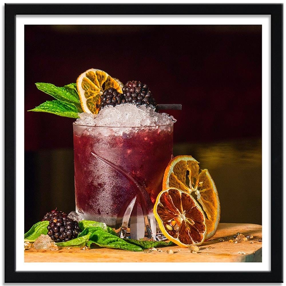 Glezna melnā rāmī - Red Drink And Lemon Slices Home Trends