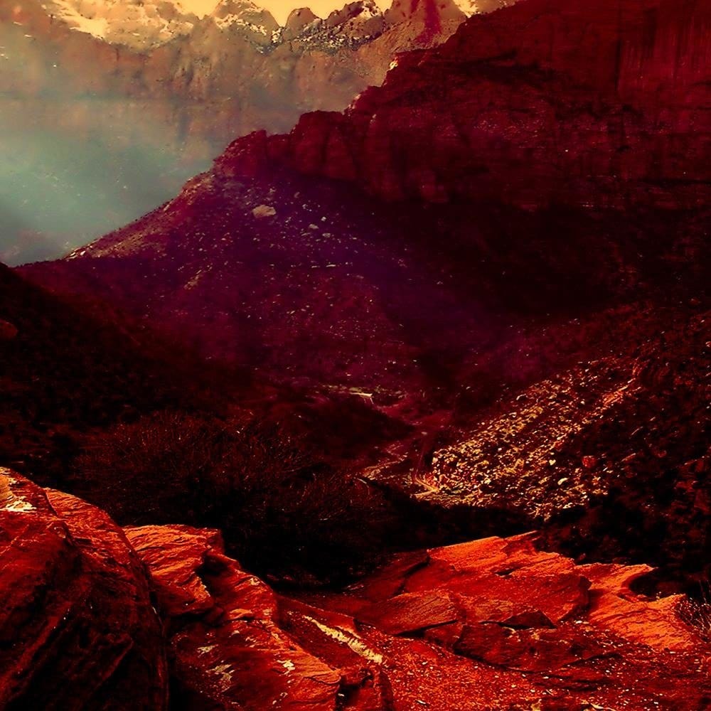 Glezna melnā rāmī - Red Sky Over The Mountains Home Trends