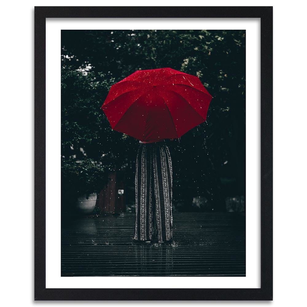 Glezna melnā rāmī - Red Umbrella In The Rain Home Trends