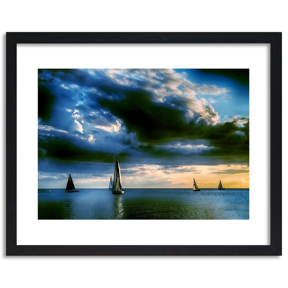 Glezna melnā rāmī - Sailboats At Sea 3 Home Trends