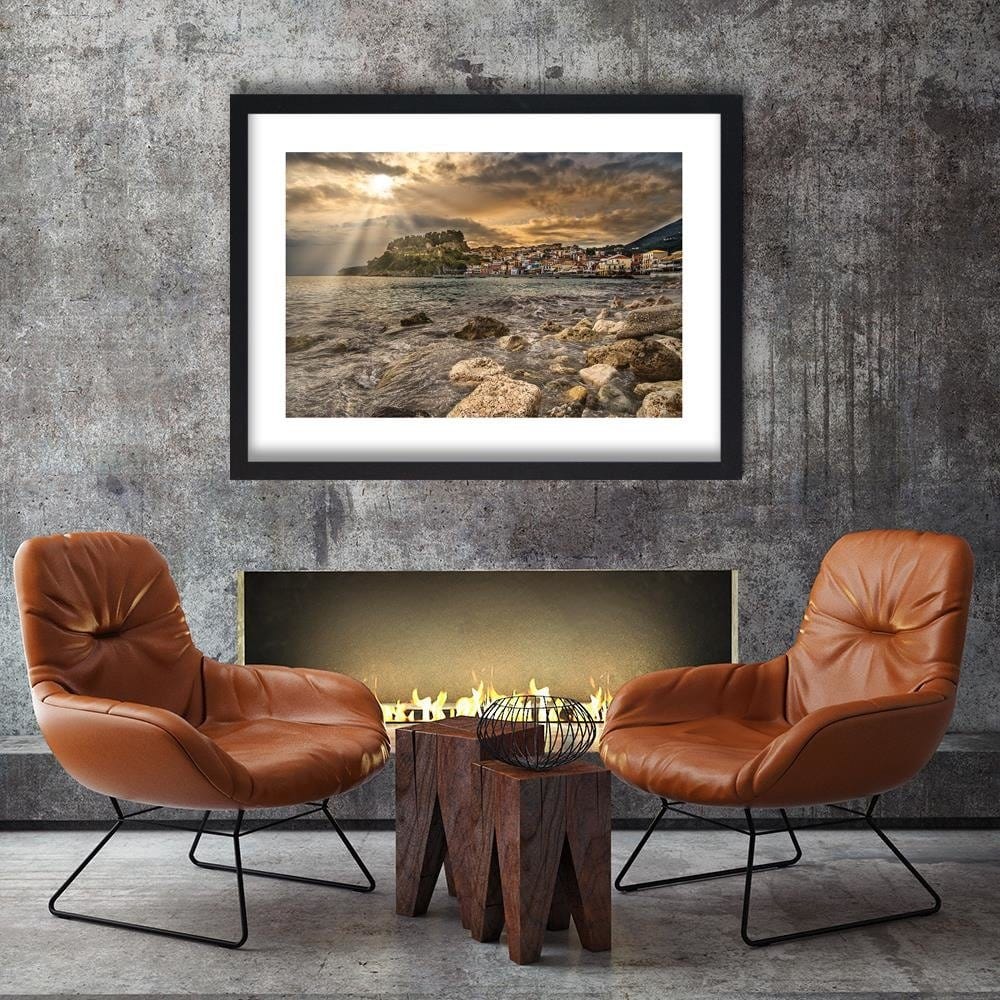 Glezna melnā rāmī - Seaside Town Home Trends
