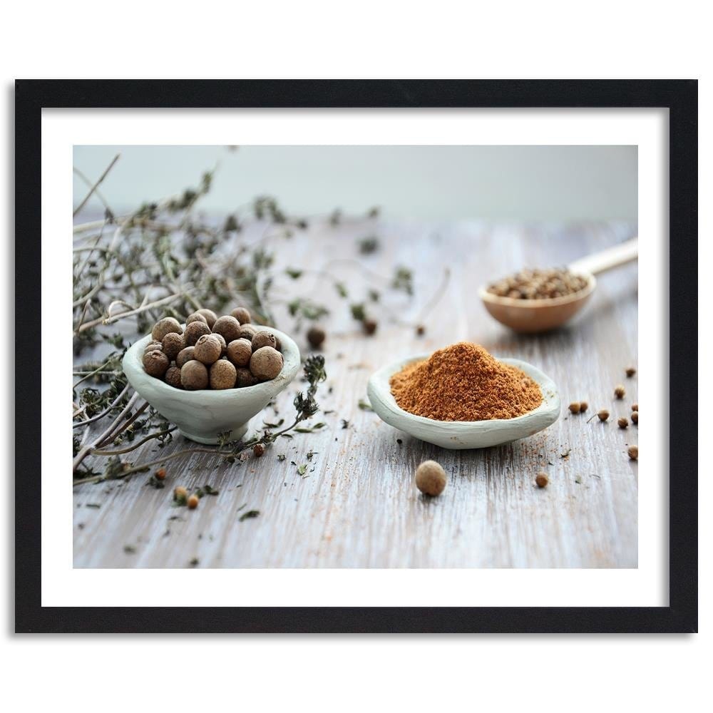 Glezna melnā rāmī - Spice Home Trends