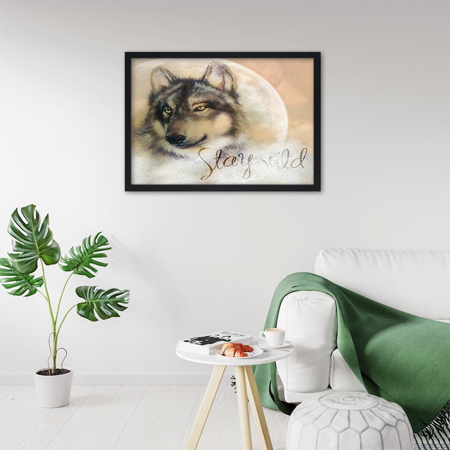 Glezna melnā rāmī - Stay Wild Wolf Home Trends