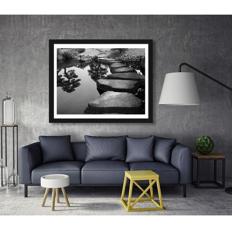 Glezna melnā rāmī - Stone bridge Home Trends