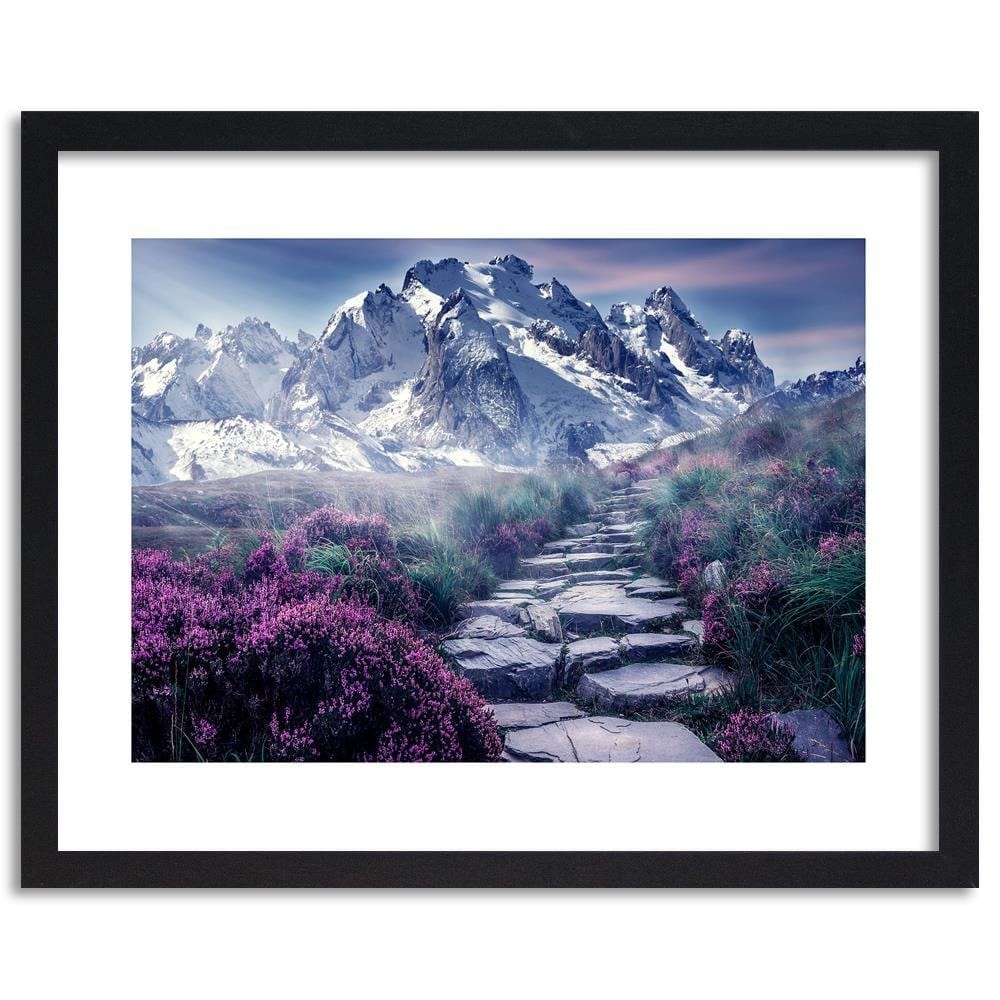 Glezna melnā rāmī - Stone Road To The Top 4 Home Trends