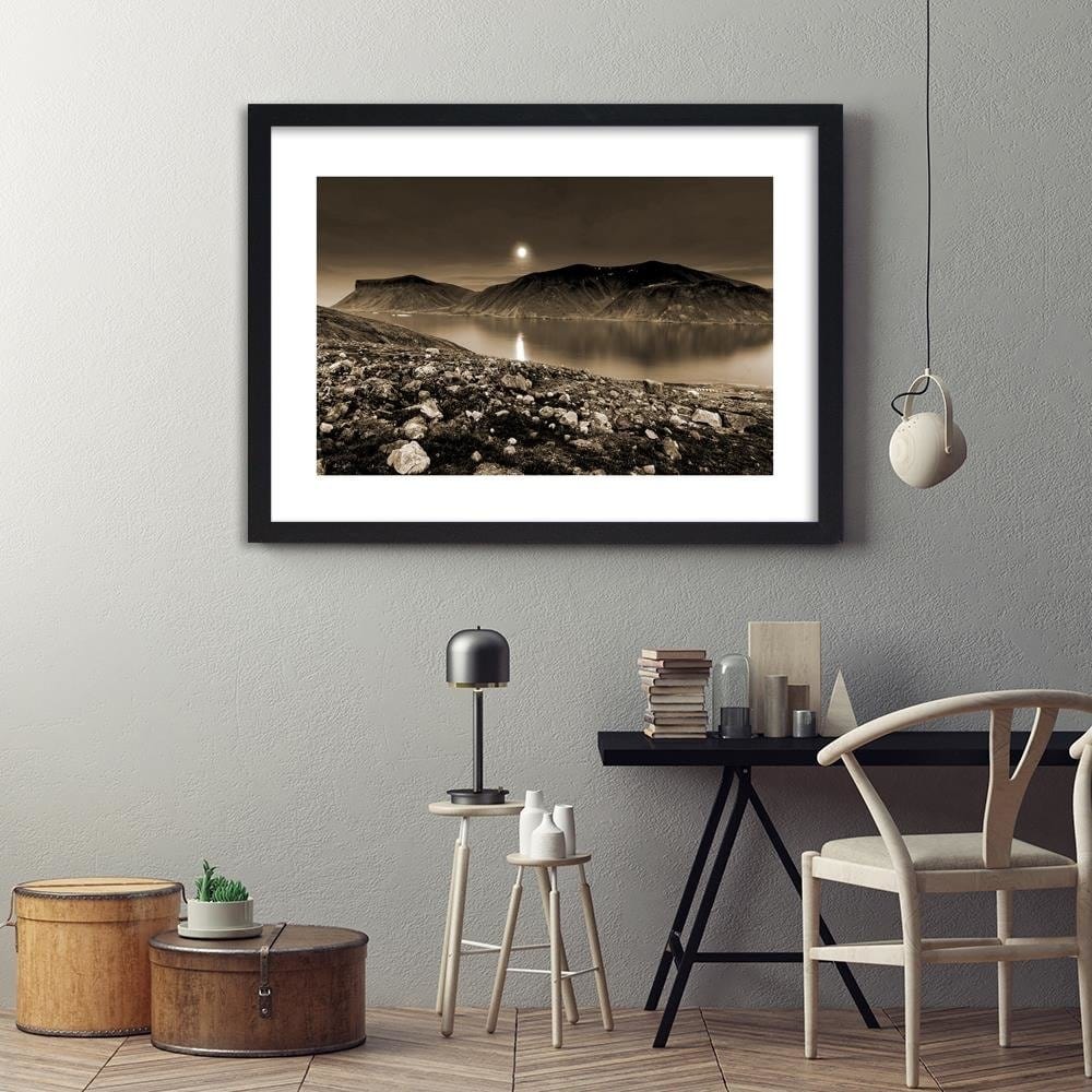 Glezna melnā rāmī - Sunset Over A Mountain Lake 1 Home Trends