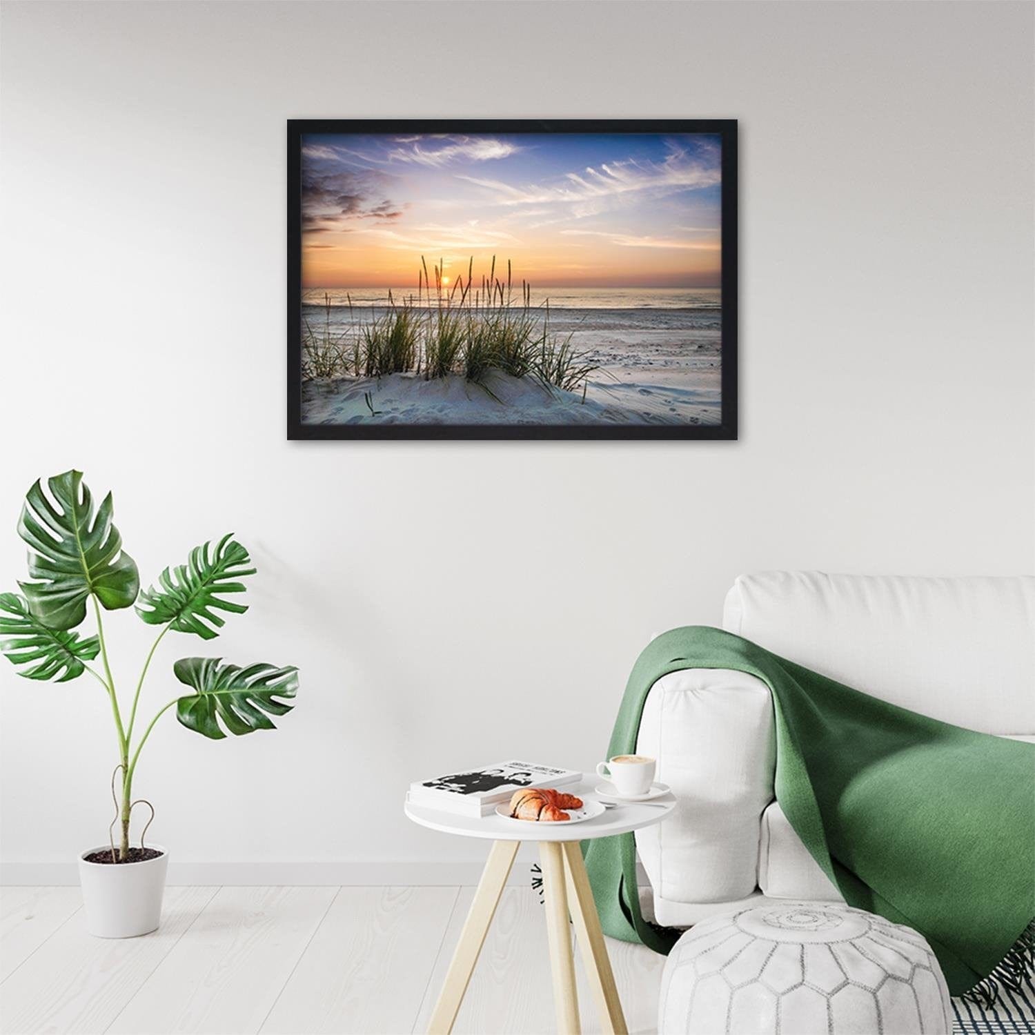Glezna melnā rāmī - Sunset Over The Beach Home Trends