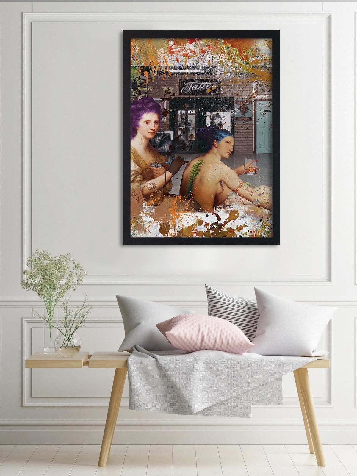 Glezna melnā rāmī - Tattoo Women Home Trends