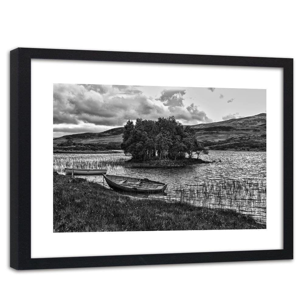 Glezna melnā rāmī - The Island On The Lake 2 Home Trends