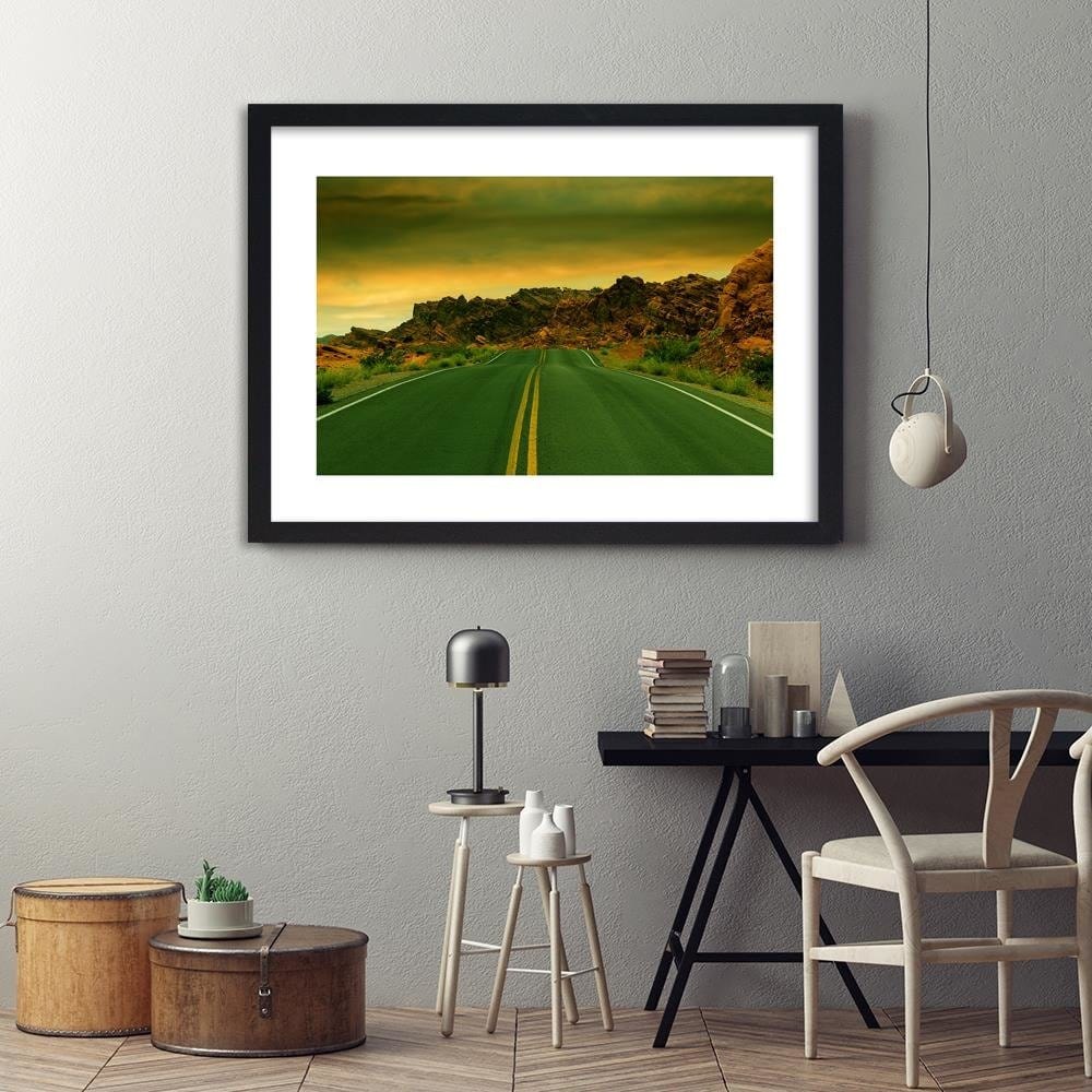 Glezna melnā rāmī - The Road In The Desert 3 Home Trends
