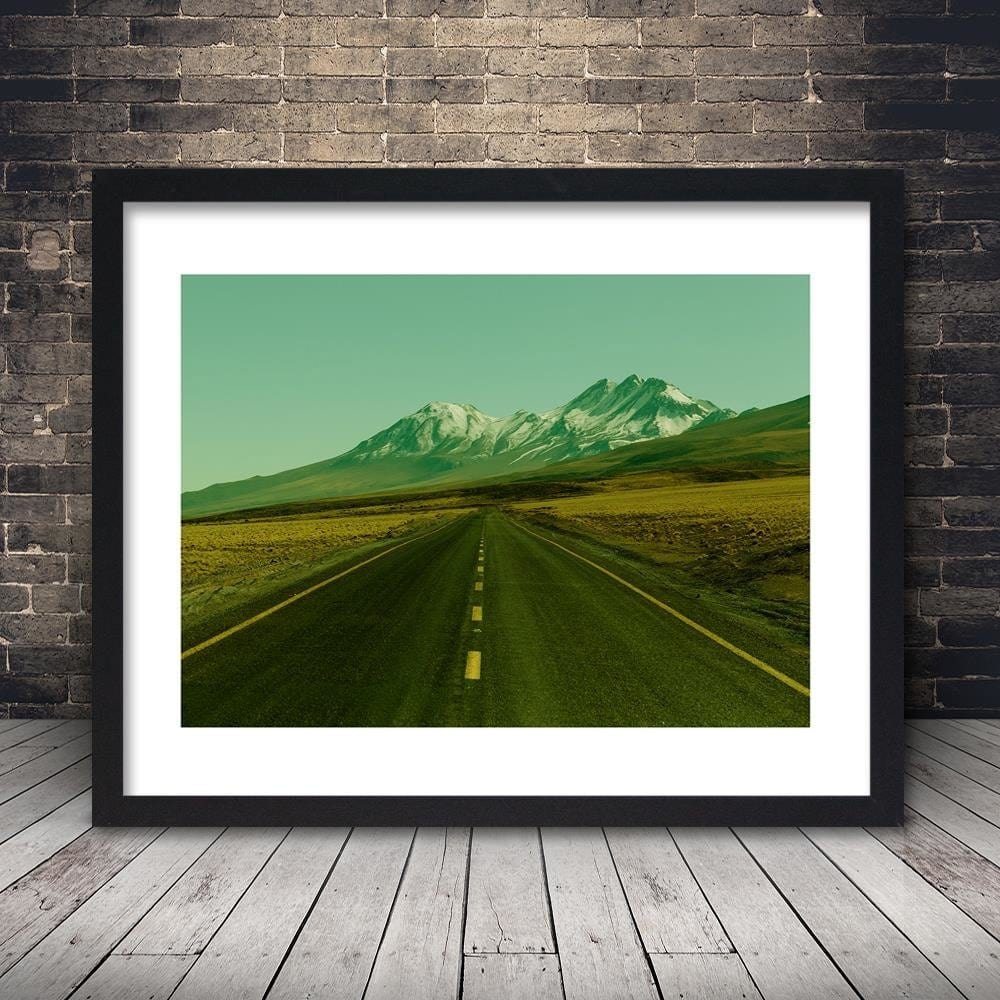 Glezna melnā rāmī - The Road Through The Wilderness Home Trends