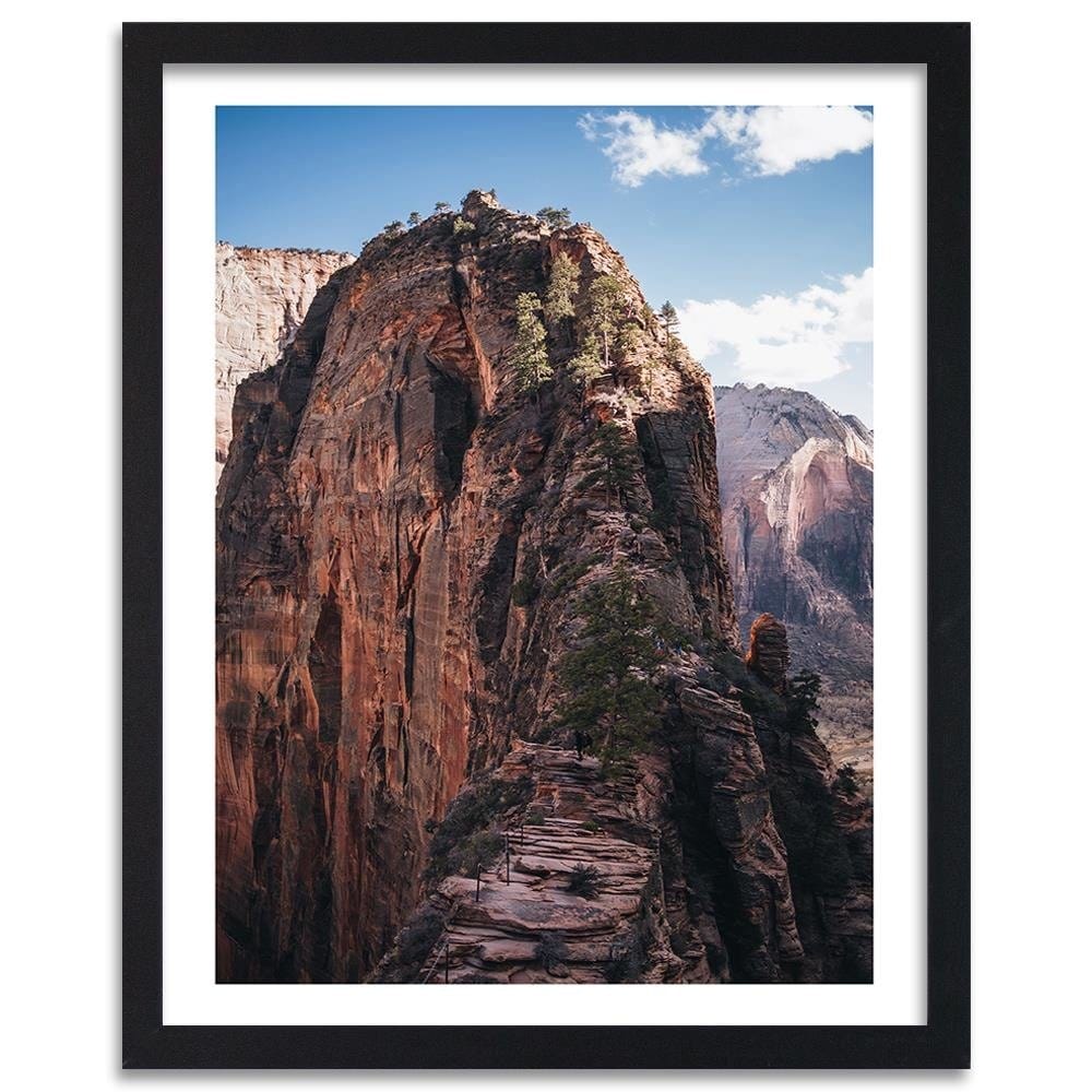 Glezna melnā rāmī - The Road To Rock Home Trends