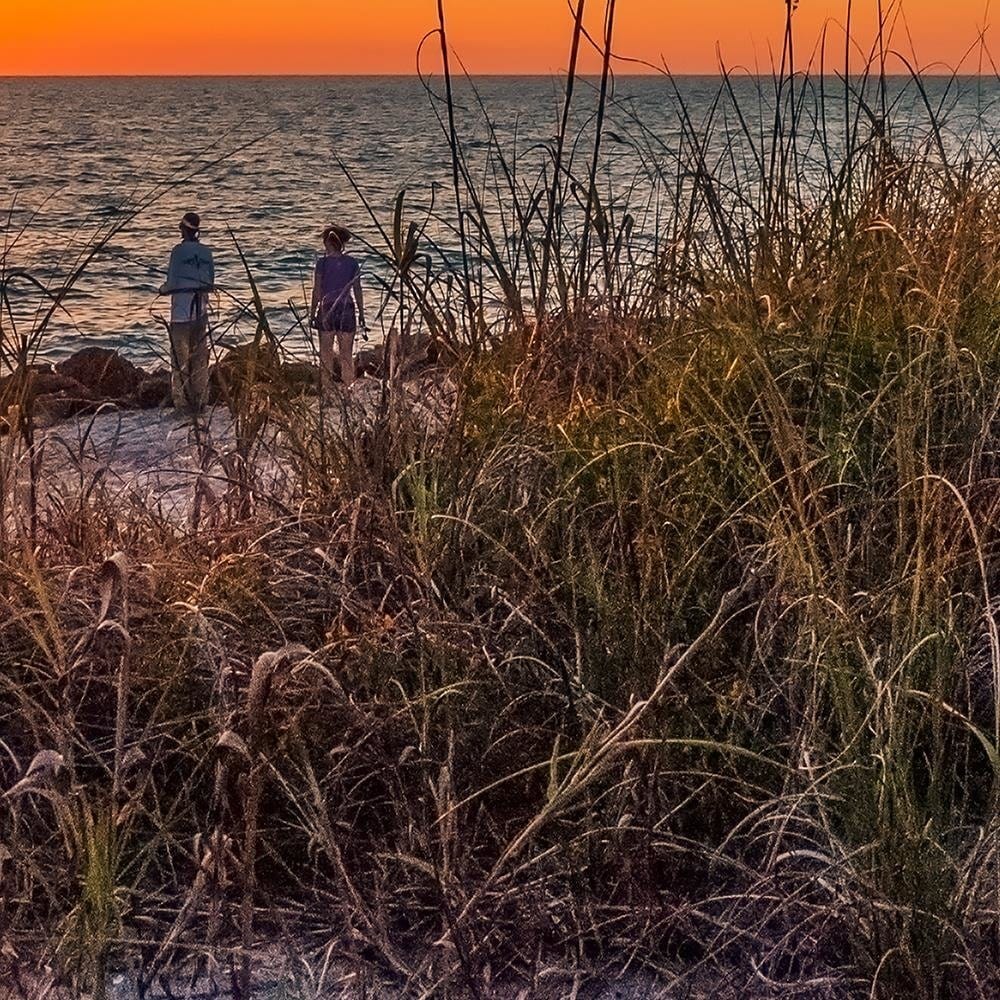 Glezna melnā rāmī - The Sea At Sunset Home Trends