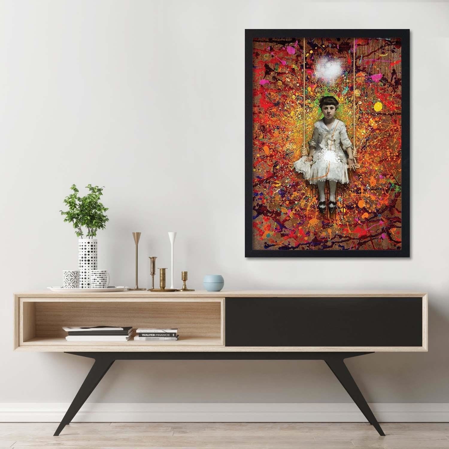 Glezna melnā rāmī - The Swing Home Trends