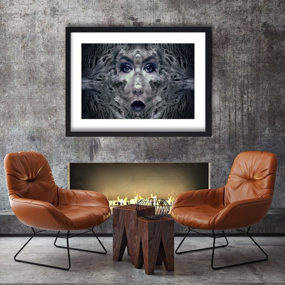 Glezna melnā rāmī - The Woman's Face Fantasy Home Trends
