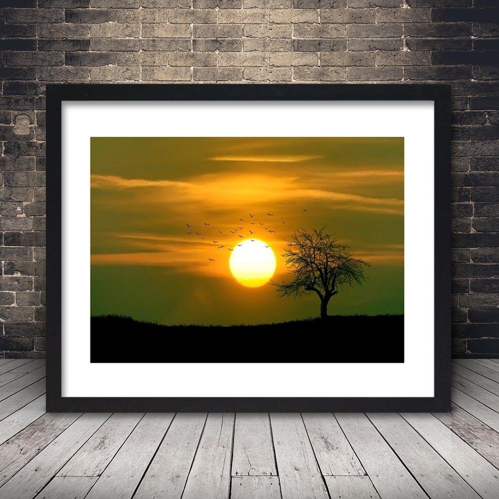 Glezna melnā rāmī - Tree Birds And Sunset Home Trends