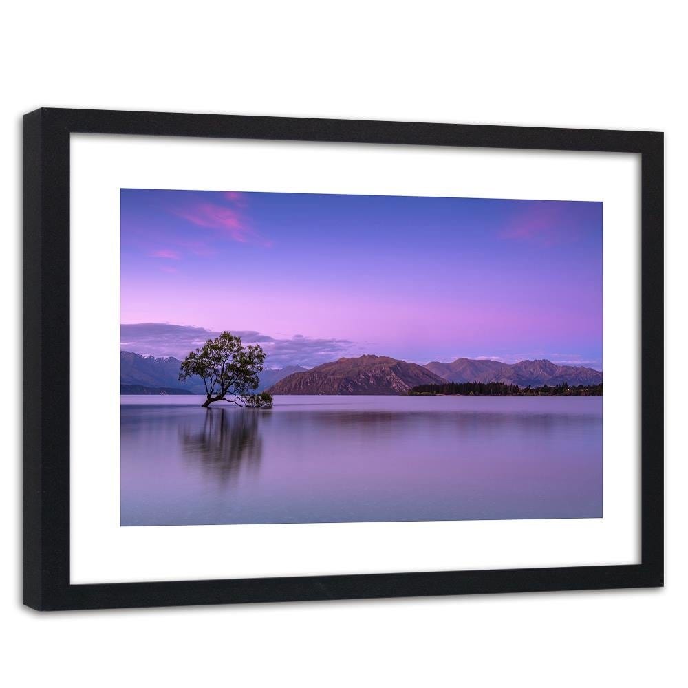 Glezna melnā rāmī - Tree In The Middle Of The Lake 1 Home Trends