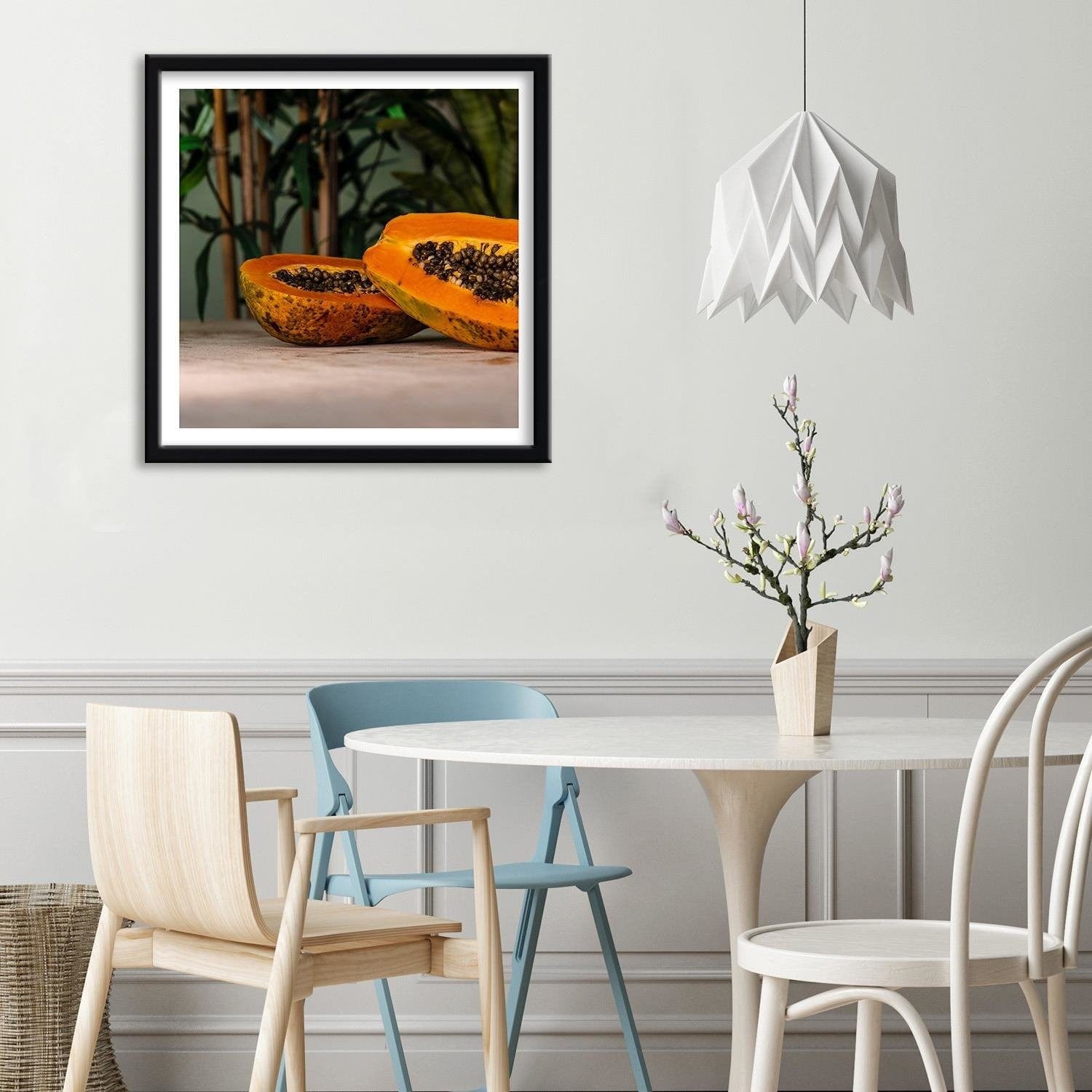 Glezna melnā rāmī - Two Halves Of Papaya Home Trends