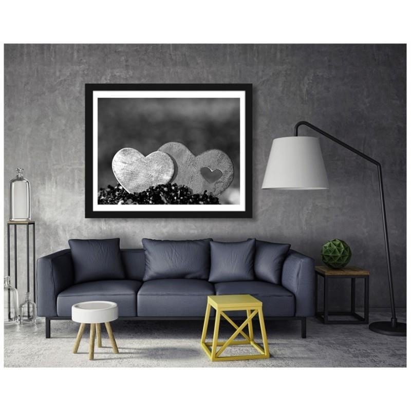 Glezna melnā rāmī - Two metal hearts Home Trends