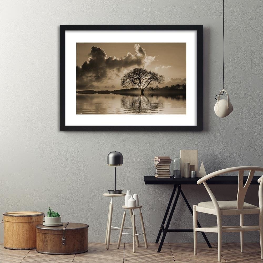 Glezna melnā rāmī - View Of The Tree At 1 Home Trends