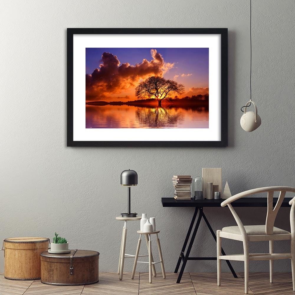 Glezna melnā rāmī - View Of The Tree At 4 Home Trends