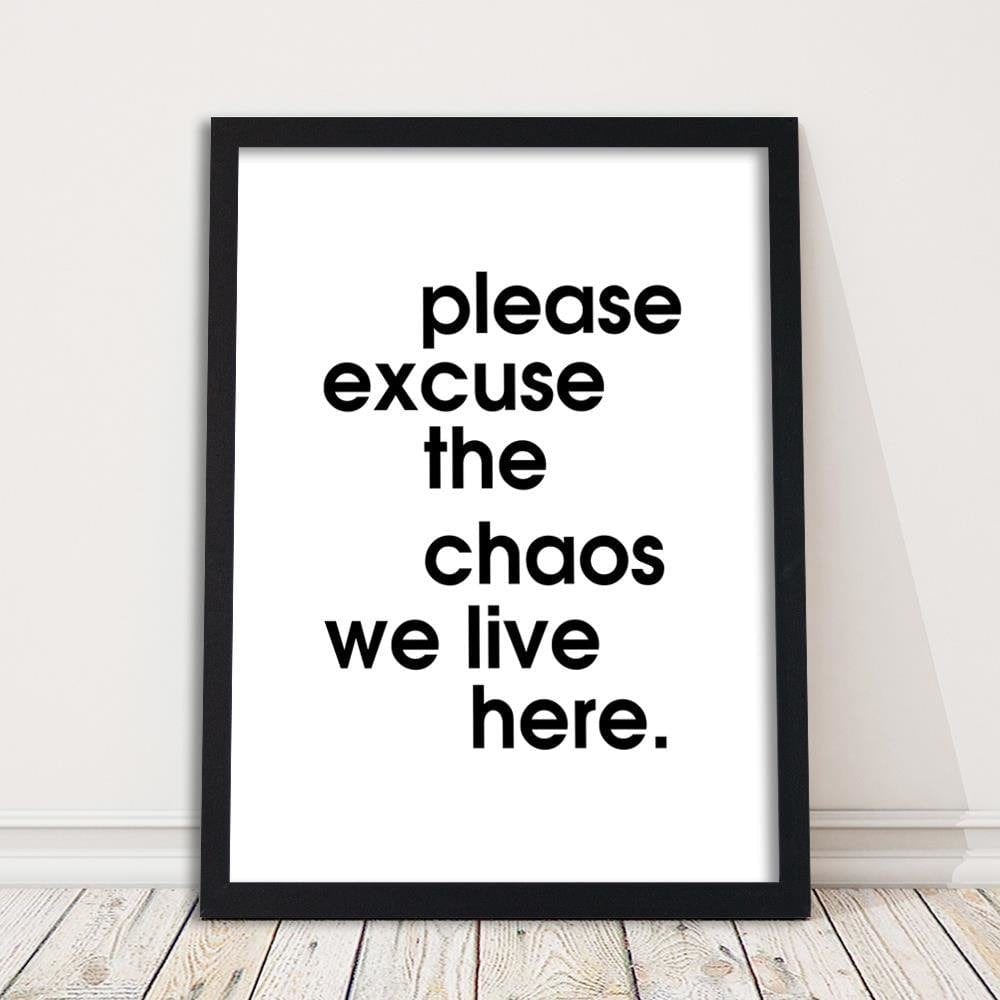 Glezna melnā rāmī - We Live In Chaos Home Trends