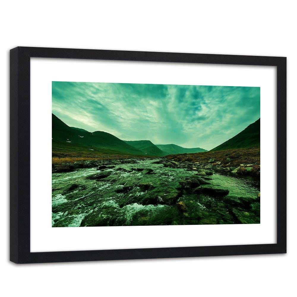 Glezna melnā rāmī - Wild River In The Green Home Trends
