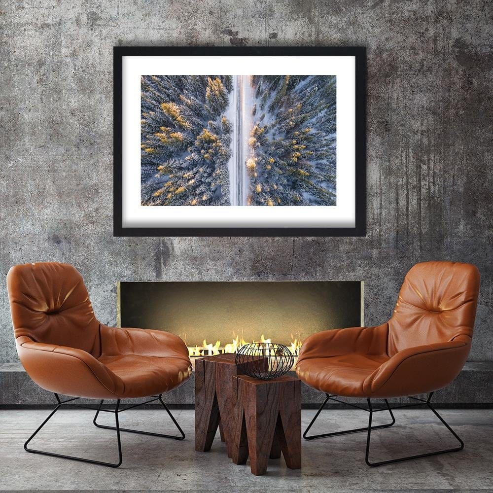 Glezna melnā rāmī - Winter Forest With A Bird's Eye View Home Trends