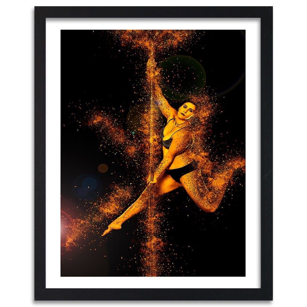 Glezna melnā rāmī - Woman Dancing On The Tube Home Trends