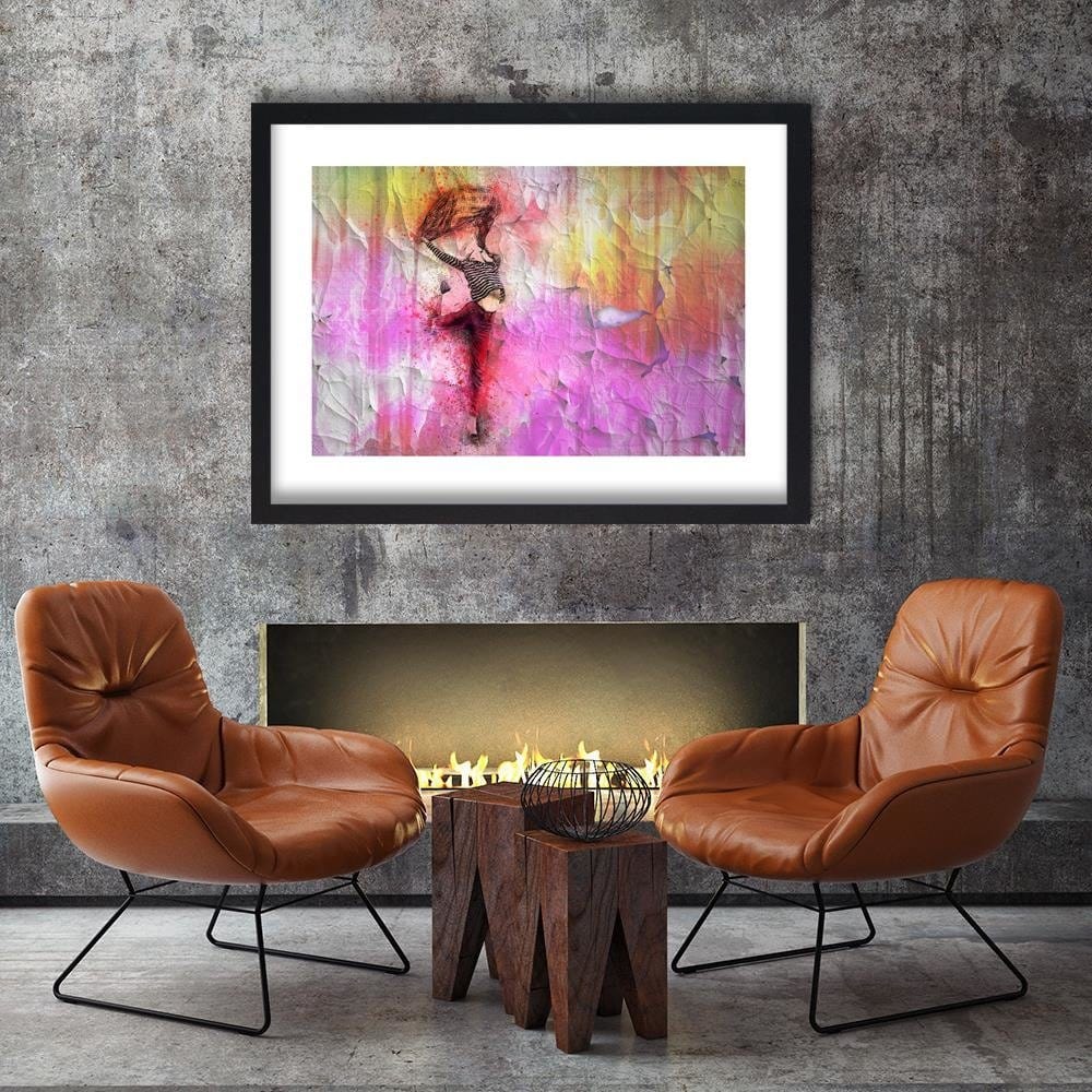 Glezna melnā rāmī - Woman Leaping With Joy Home Trends