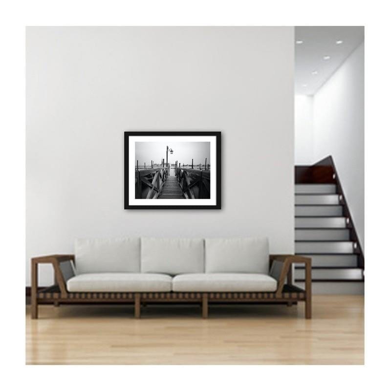 Glezna melnā rāmī - Wooden bridge Home Trends