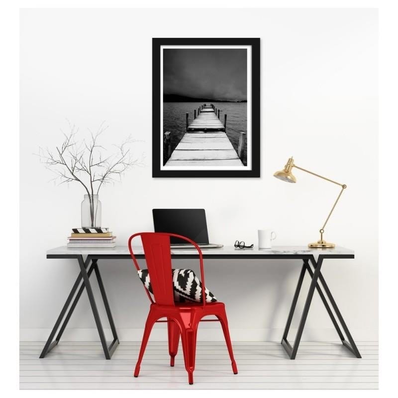 Glezna melnā rāmī - Wooden bridge in black and white Home Trends
