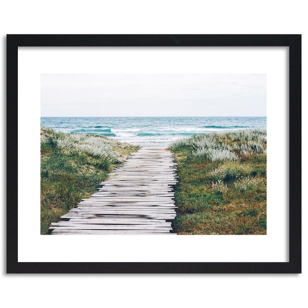 Glezna melnā rāmī - Wooden Path To The Seas Home Trends
