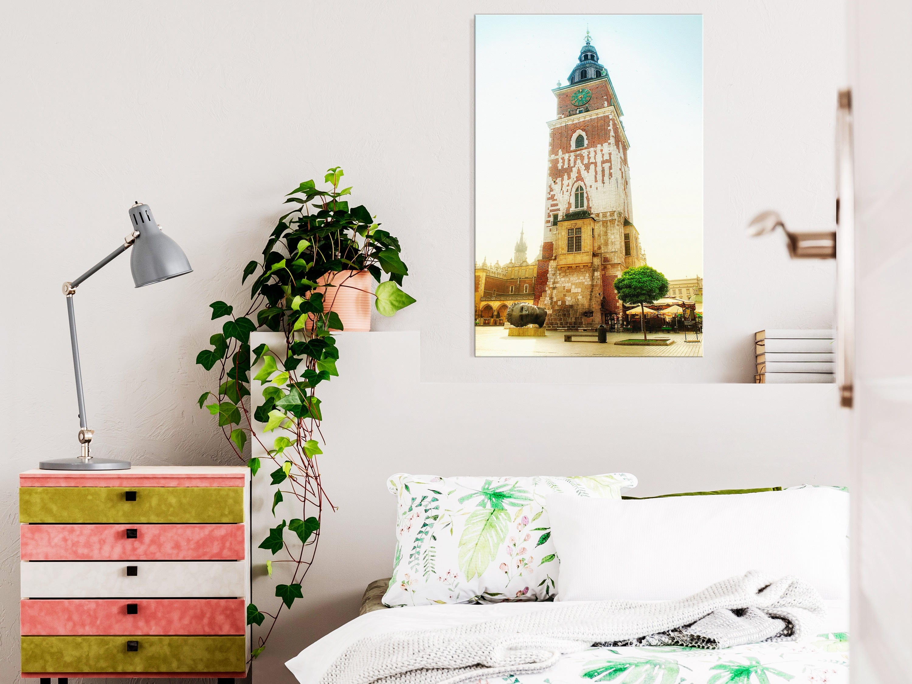 Glezna - Cracow_ Town Hall (1 Part) Vertical Home Trends