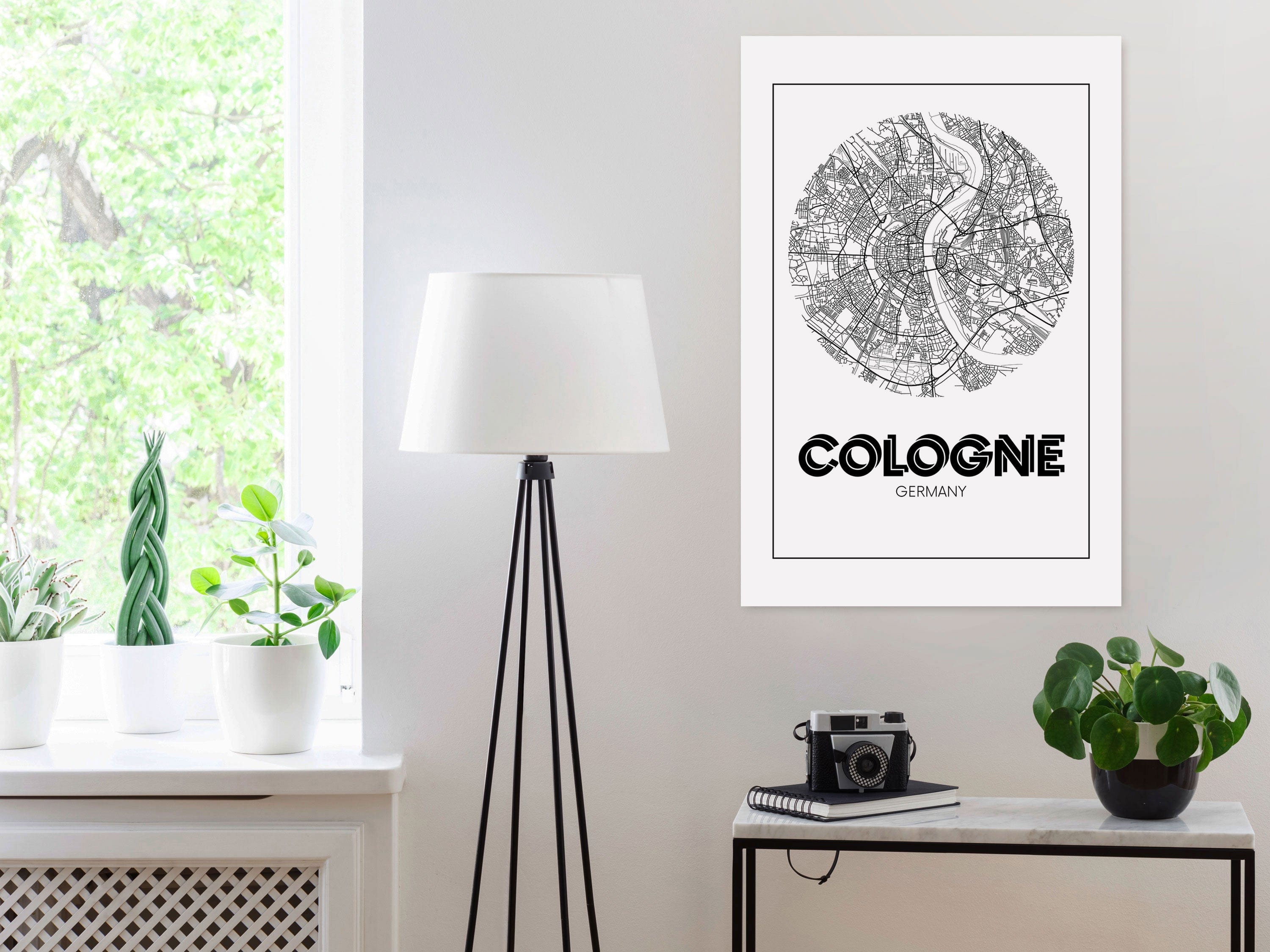 Glezna - Retro Cologne (1 Part) Vertical Home Trends