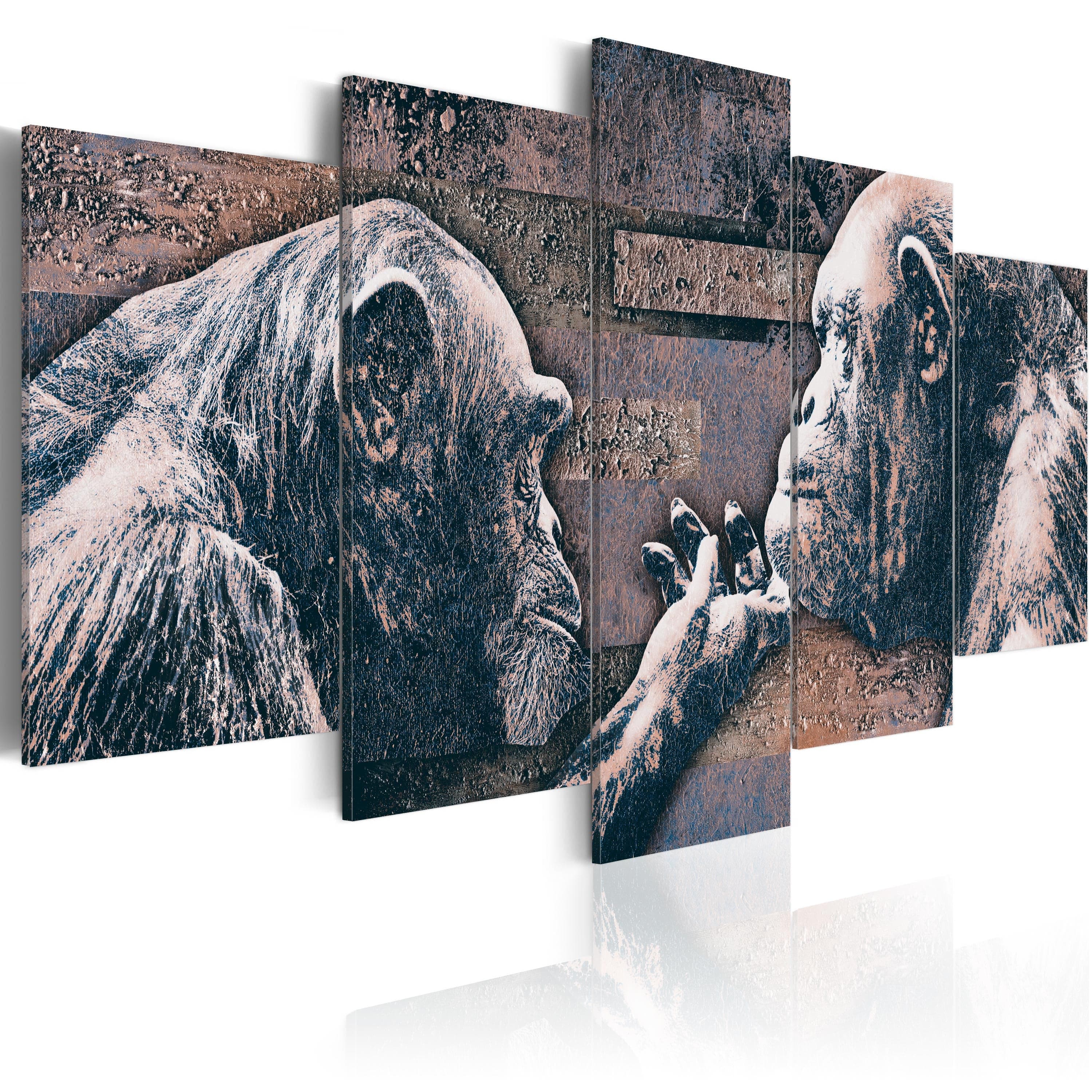 Glezna - The Unquiet Hearts Home Trends