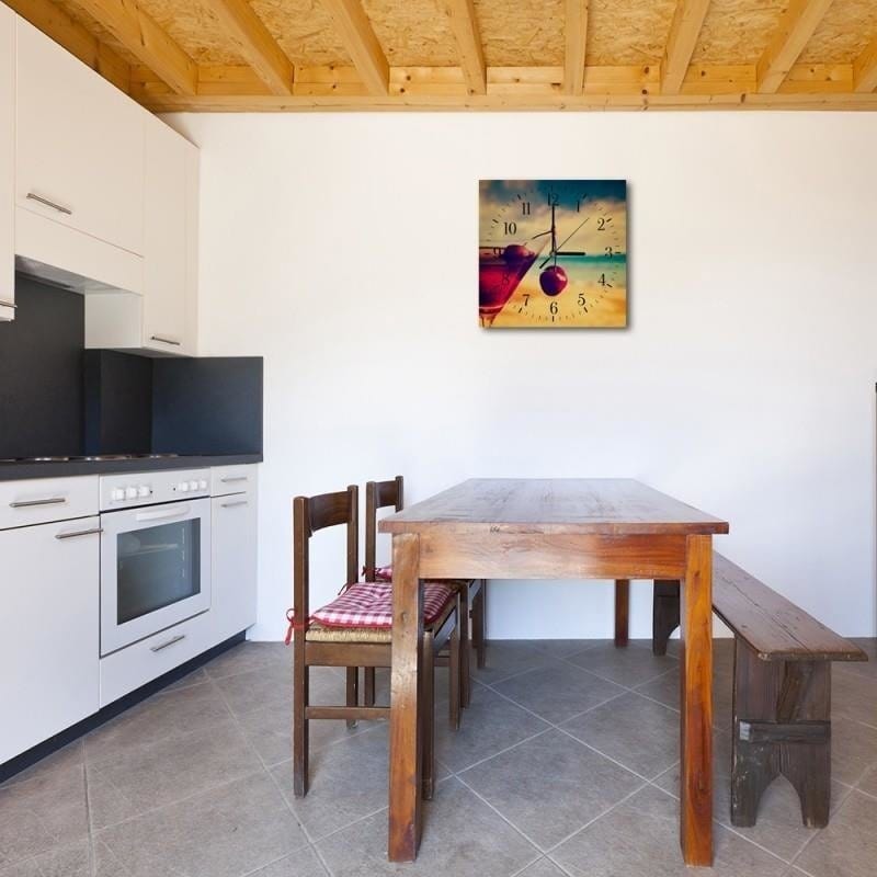 Dekoratīvais sienas pulkstenis Cherry drink E-interjers.lv