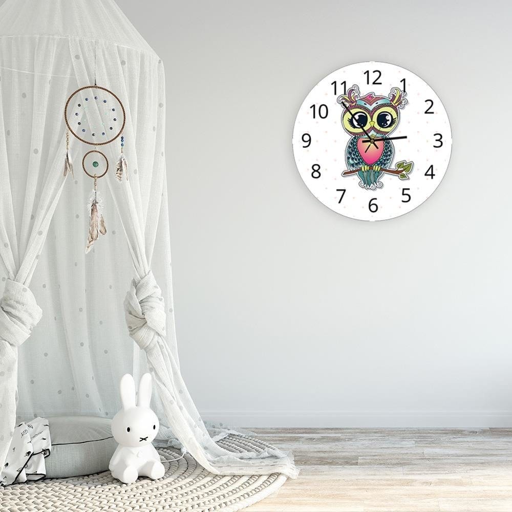 Dekoratīvais sienas pulkstenis Colourful owl E-interjers.lv