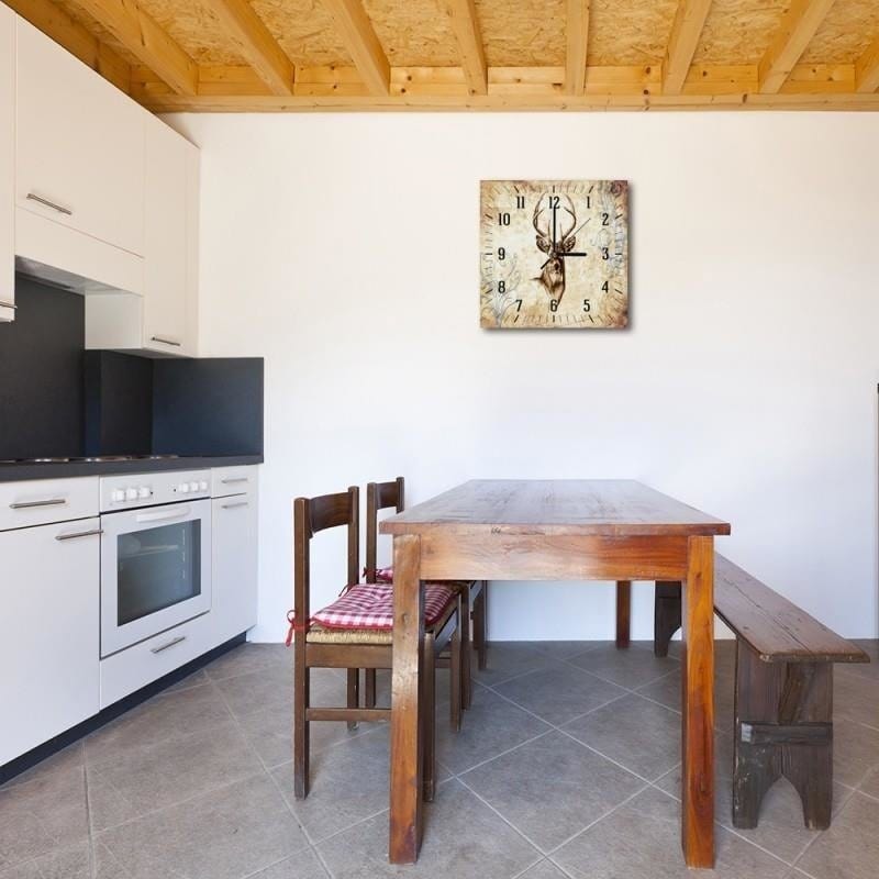 Dekoratīvais sienas pulkstenis Deer 4 E-interjers.lv