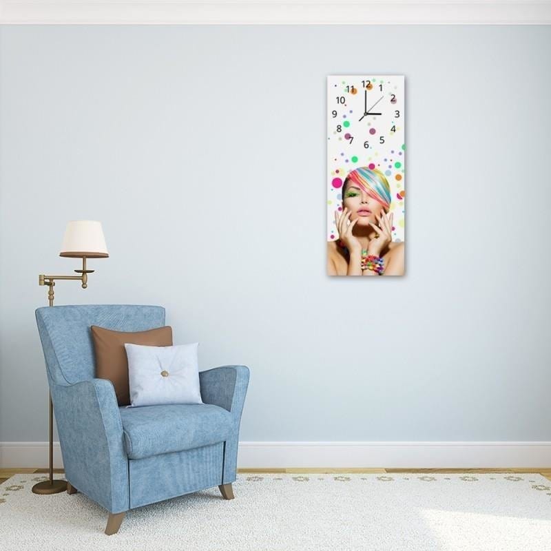 Dekoratīvais sienas pulkstenis The woman in the colours E-interjers.lv